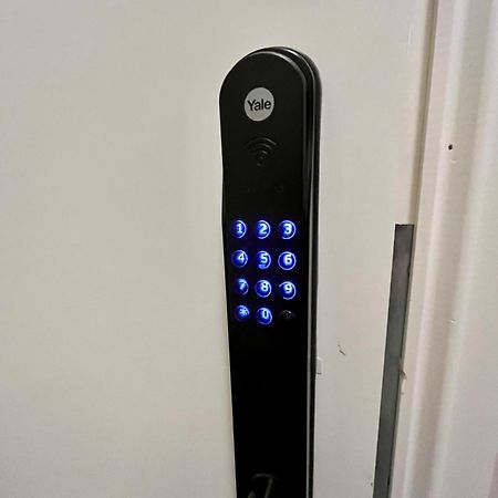 Old Town Apartment - Self Check In Võru Екстериор снимка